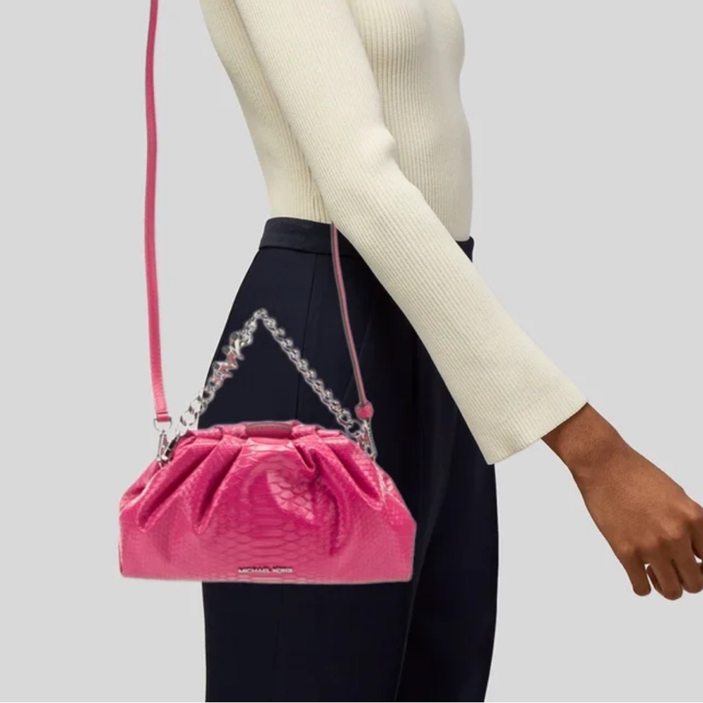 New Michael Kors Clutch in Pink
